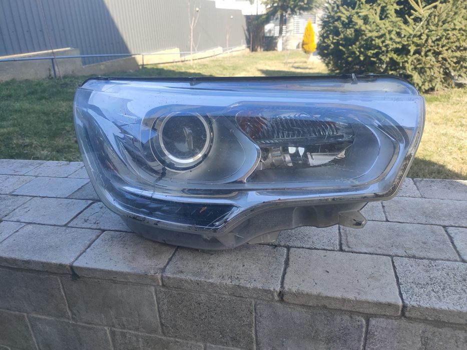 Vand far dreapta xenon citroen ds4