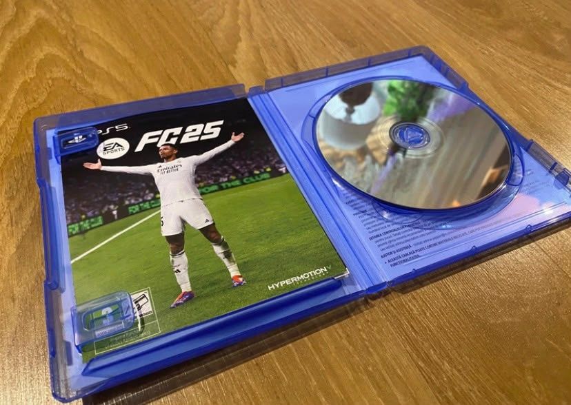 EA Sports FC 25 (FIFA) PS4 – Include Upgrade PS5 Gratuit – Stare Impecabilă