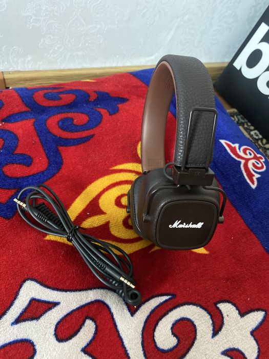 Наушник Маршал новый