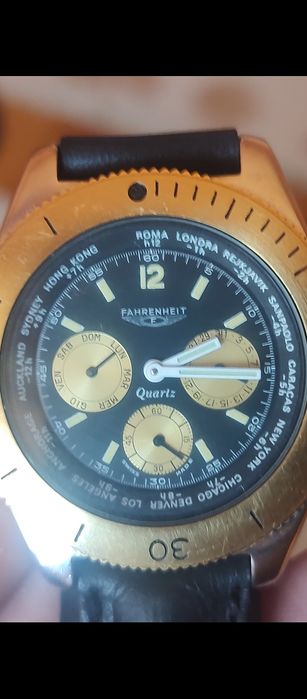 Ceas Fahrenheit.