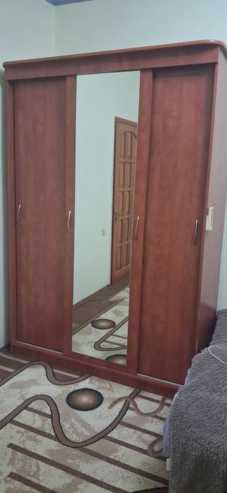 Продам  шкаф купе