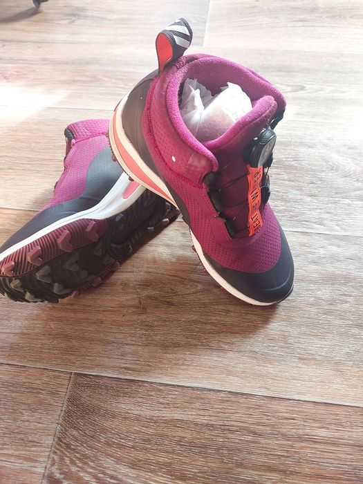 Кроссовки "Adidas " оригинал. 38 р-р.