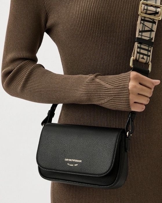 Сумка Emporio Armani