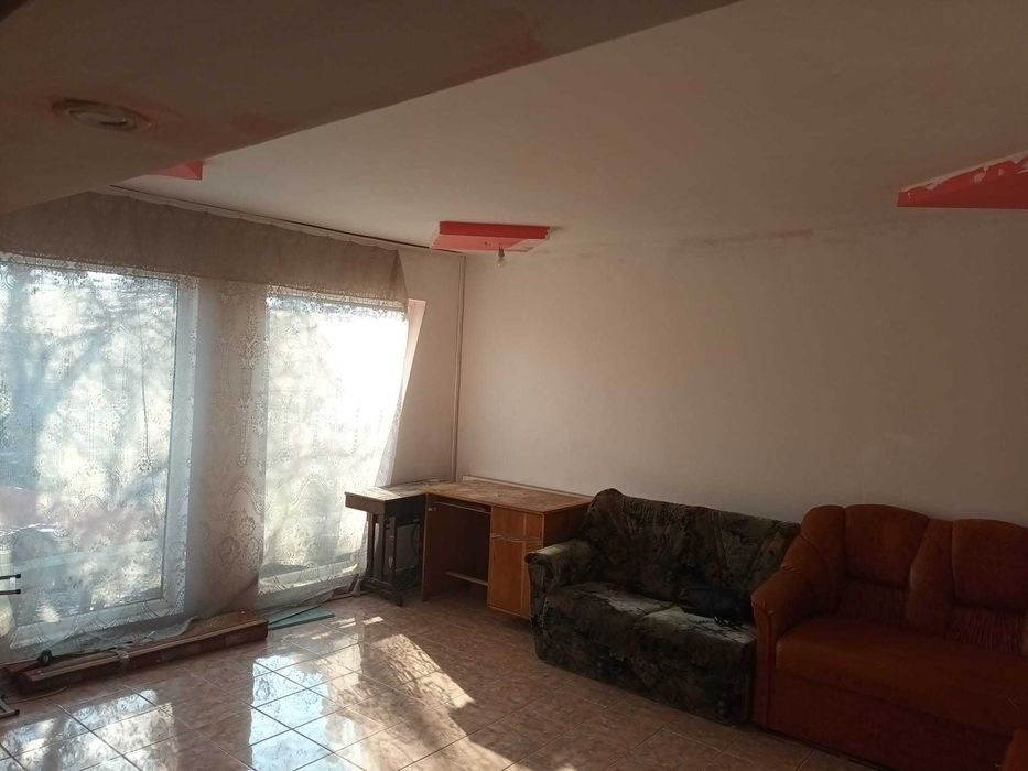 Casa Maracineni 4 camere pret apartament, toate utilitățile, la 2 km BZ