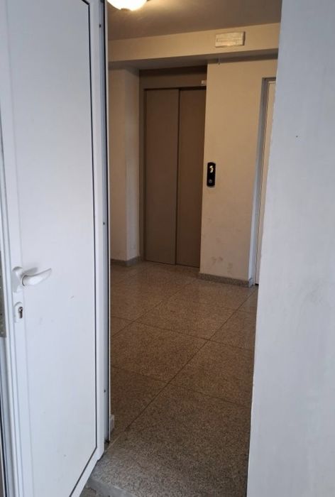 Дава се под наем Гараж / Паркомясто в Пазарджик, Моста на Лютата - 17 кв.м за 79.56 € - Снимка #8