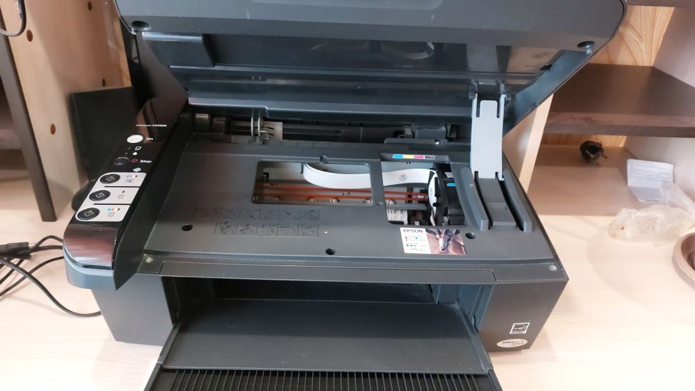 Продам цветной притер Epson Stylus CX4300