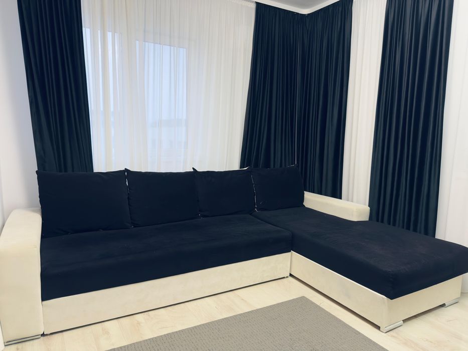 Vand canapea in forma de L