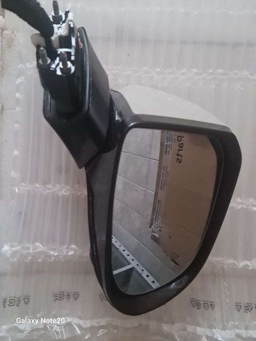 Зеркало от Hyundai Santafe TM.