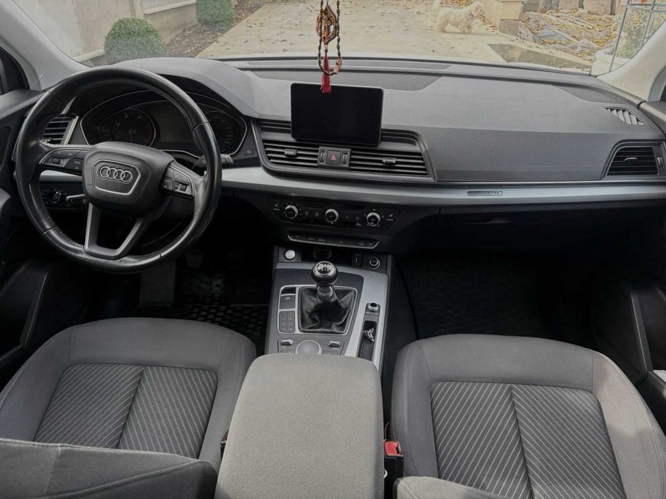 AUDI Q5 Quattro manual 4x4 2018