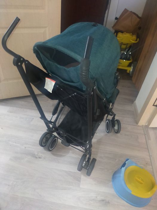 коляска детская ,трость .