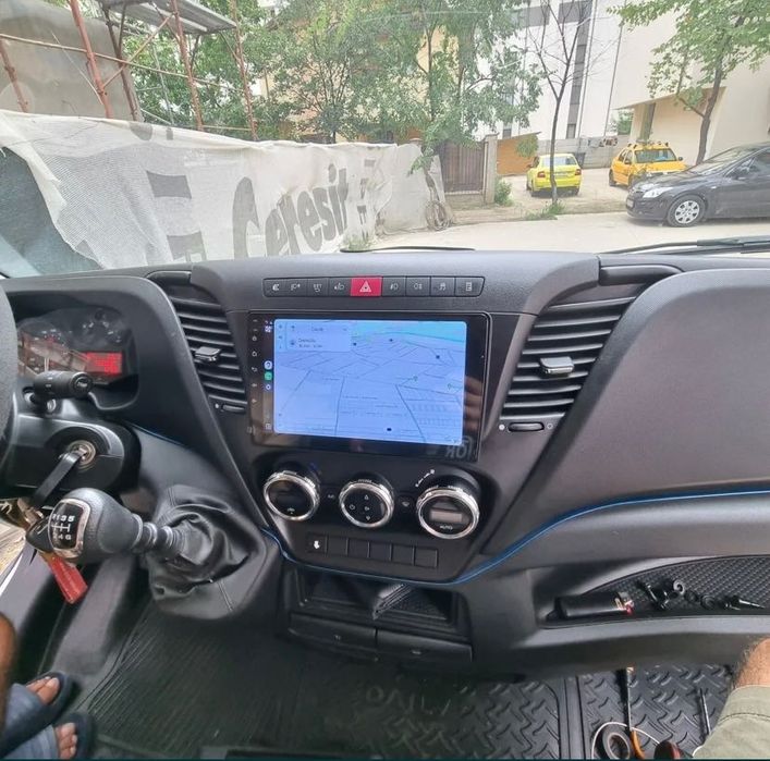 Navigatie Android Iveco Daily Waze YouTube GPS BT USB