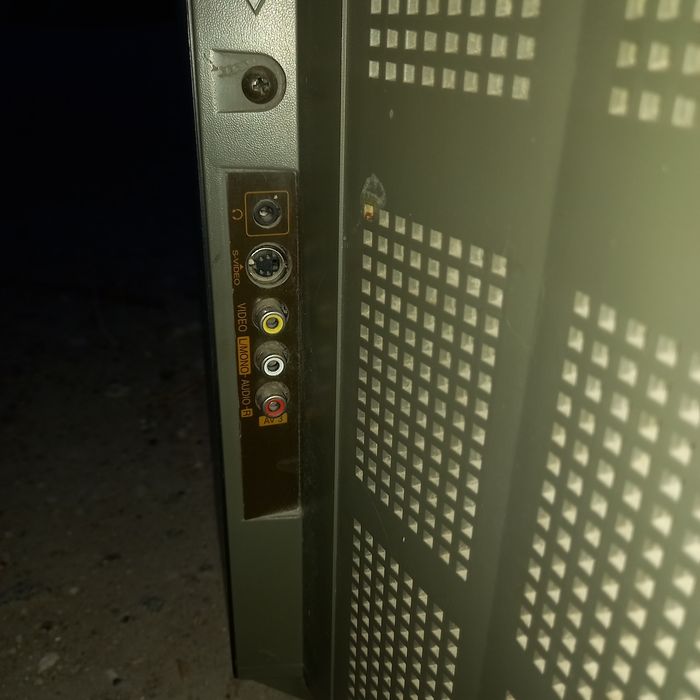 Продам телевизор LG Flatron.