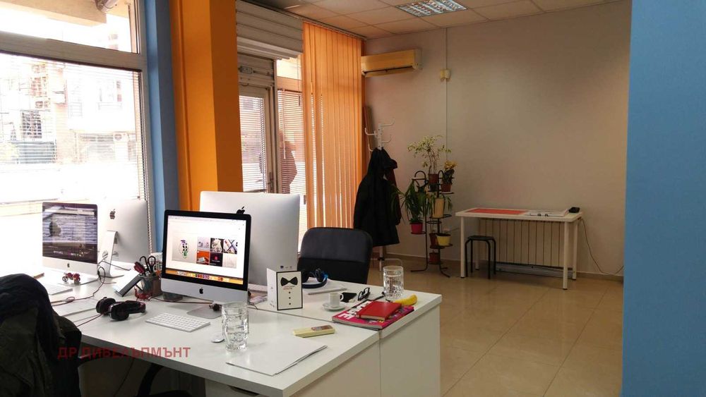 Дава се под наем Офис в София, Младост 1 - 234 кв.м за 1783.98 € - Снимка #4