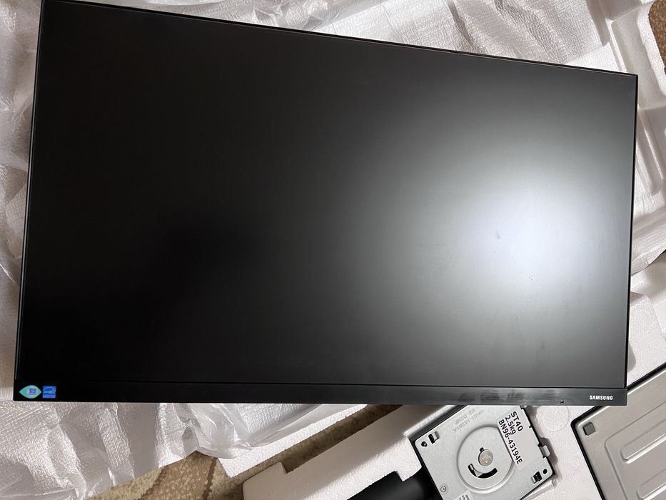Монитор Samsung 24” FHD 75ghz