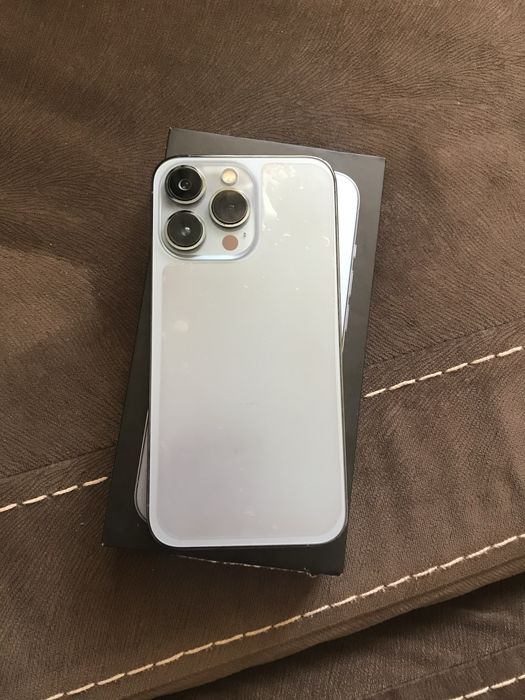 IPhone 13 pro 256 ггб