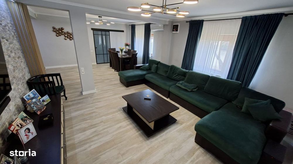 Vila P+1E de vanzare in localitatea Eforie Nord, zona de vile