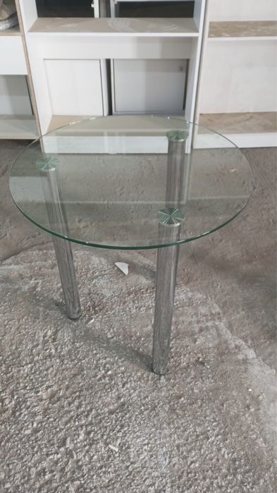 Столы стеклянные круглые