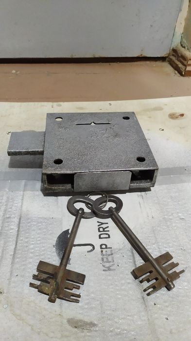 Хорошие гаражные замки