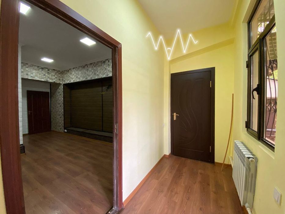 Офис ул.Афросияб м.Айбек