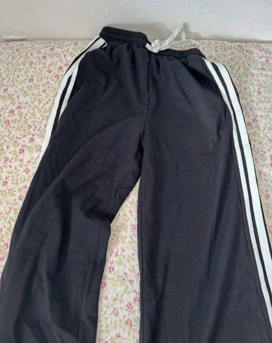 Pantaloni sport dama