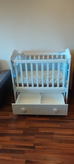 Малка бебешка кошара