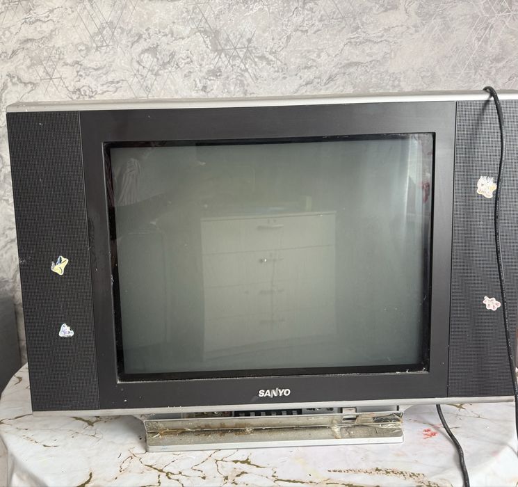 Продам телевизор