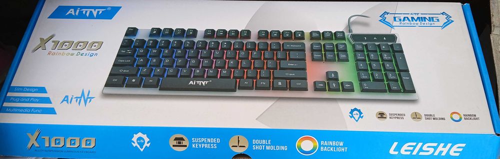 Клавиатура мышка и наушники