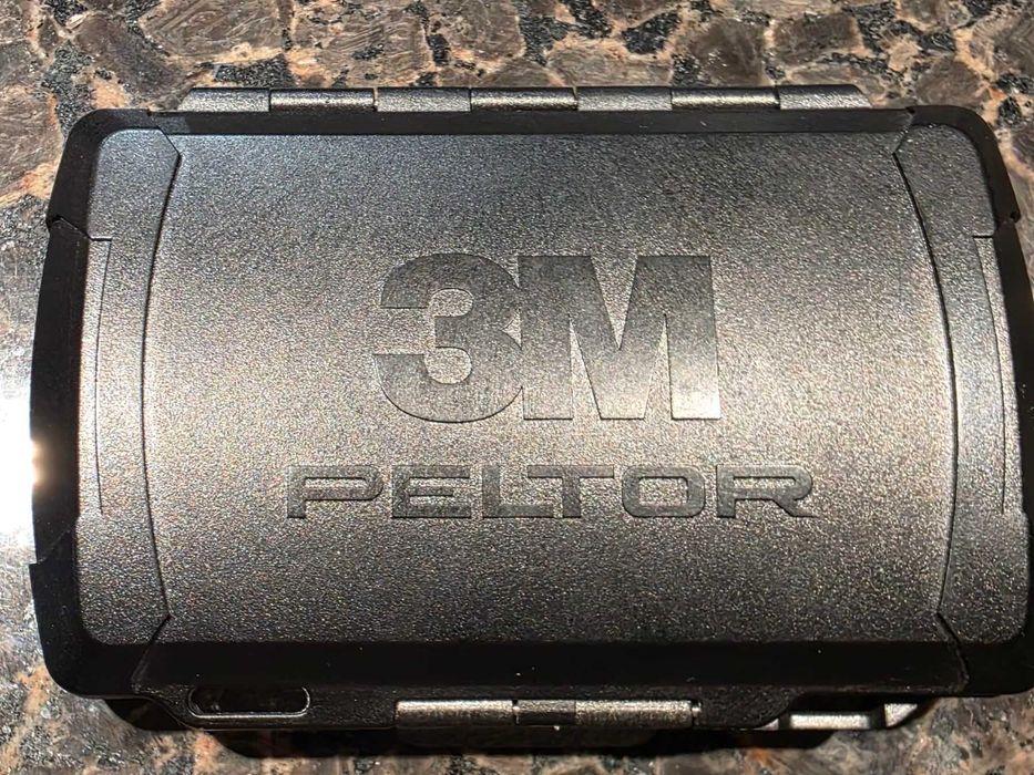 Активни антифони-тапи за стрелба "Peltor" 3М ТЕР - 200