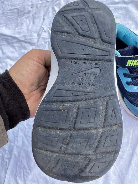 Nike adidasi 25 baiat