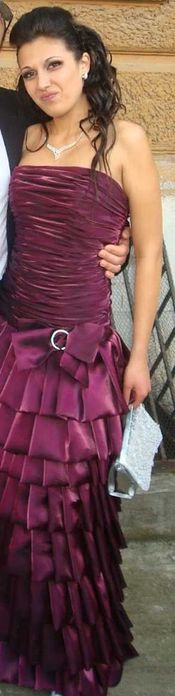 Дизайнерска бална рокля