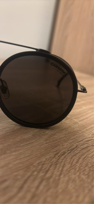 Продавам слунчеви очила  Carrera