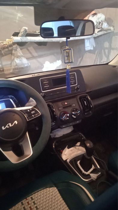 Kia Sonet 1 pazitsiya