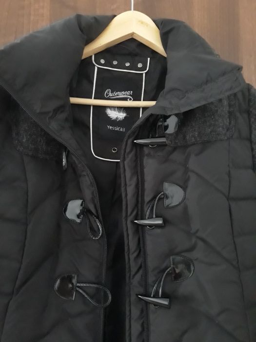 Geaca iarna cu gluga