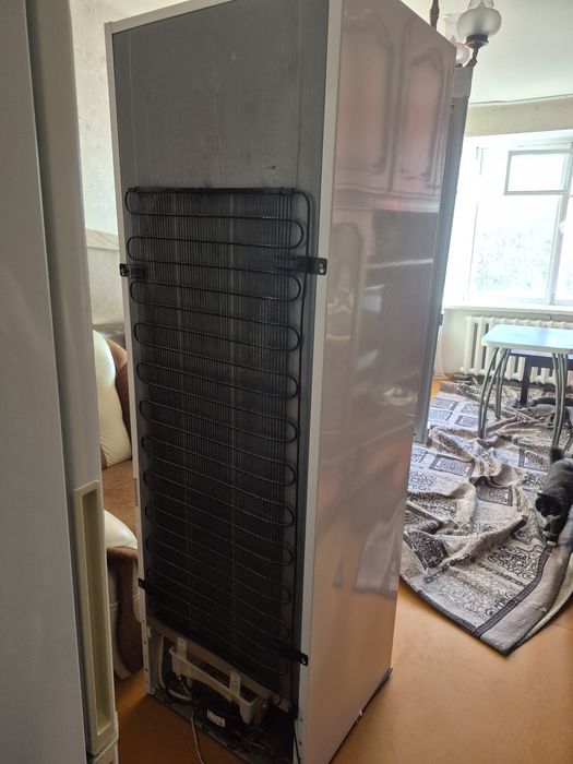 Продам холодильник VESTEL