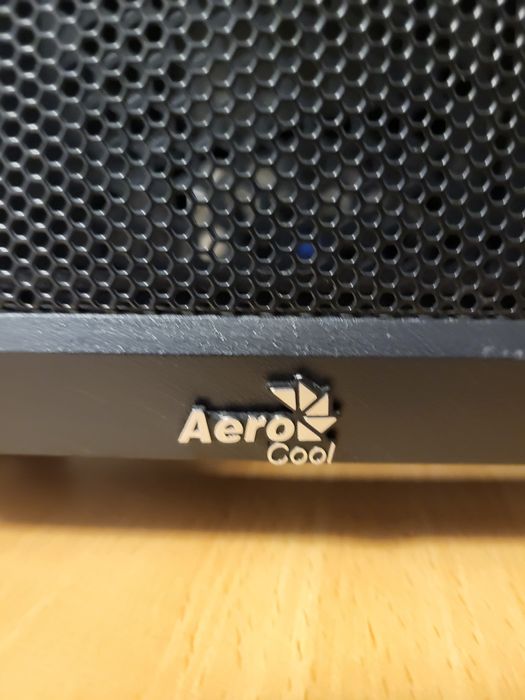 Carcasa Aerocool Zauron