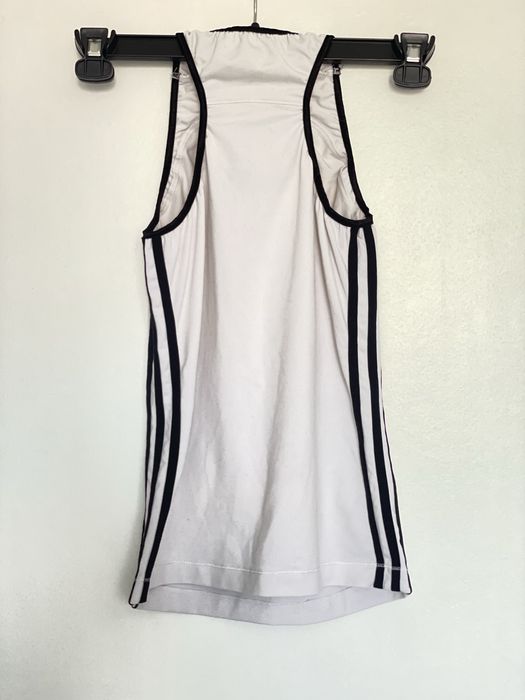 Adidas спортен топ