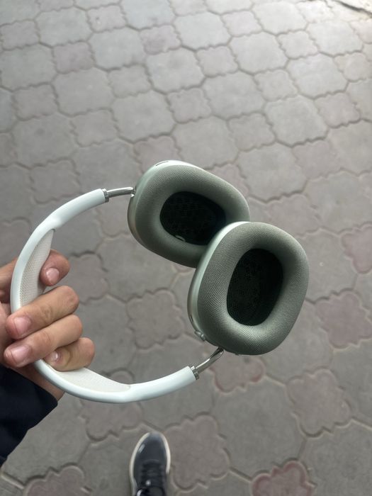 Airpods max.