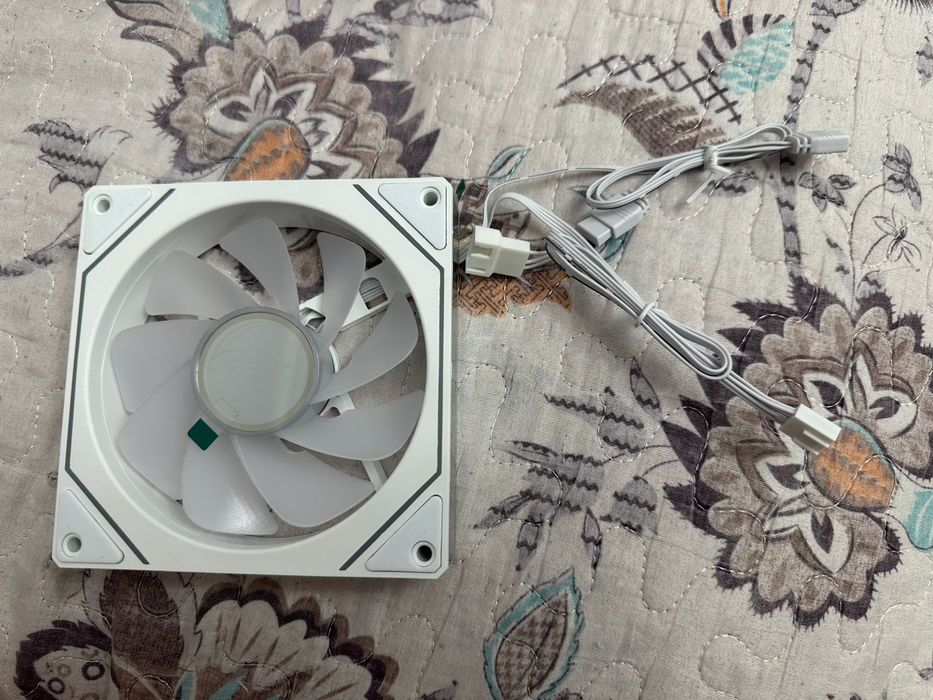 Корпусные кулеры призмы 7 про белые