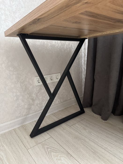 Стол универсальный!