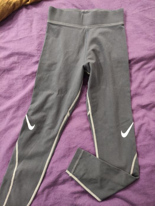 Детски дънки Guess, детски клин Nike