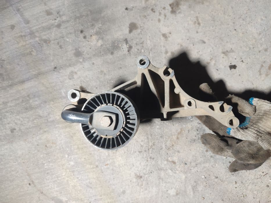 Запчасти на пассат Б3 Б4