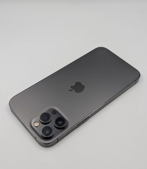 iPhone 12 PRO MAX • 128 GB • 100 % Bateria