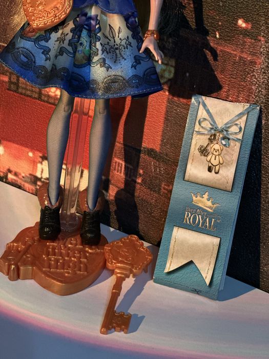 Кукла Эвер афтер хай Ever after high Блонди Локс