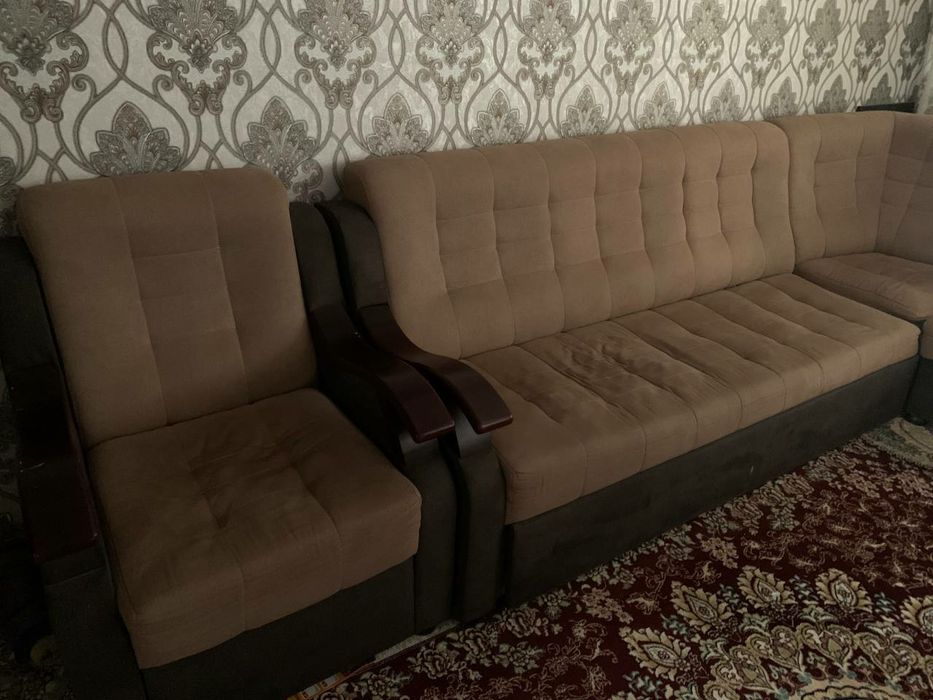 Мягкий мебель уголок