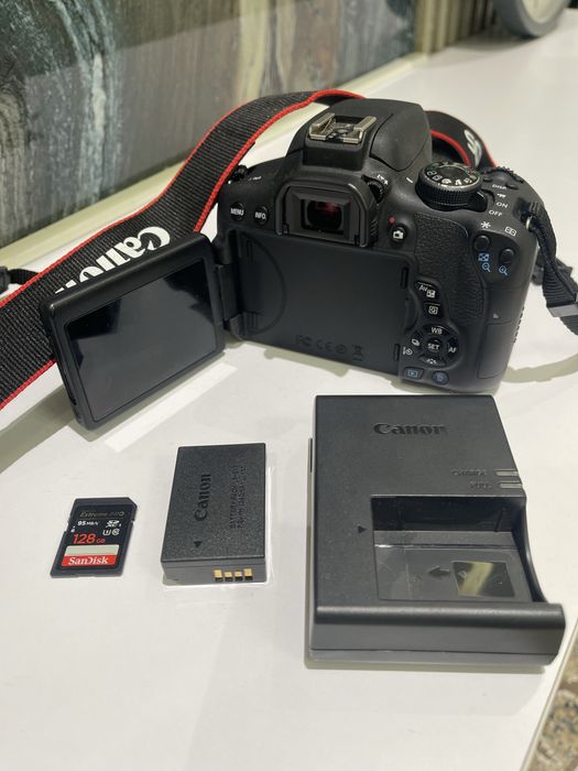 Новый Фотоаппарат Canon EOS 750 D