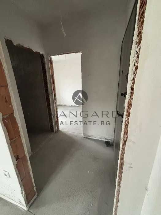Продава се Двустаен апартамент в Пловдив, Център - 69 кв.м за 2174 €/кв.м - Снимка #3