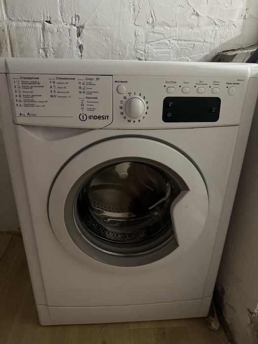 Стиральная машина INDESIT
