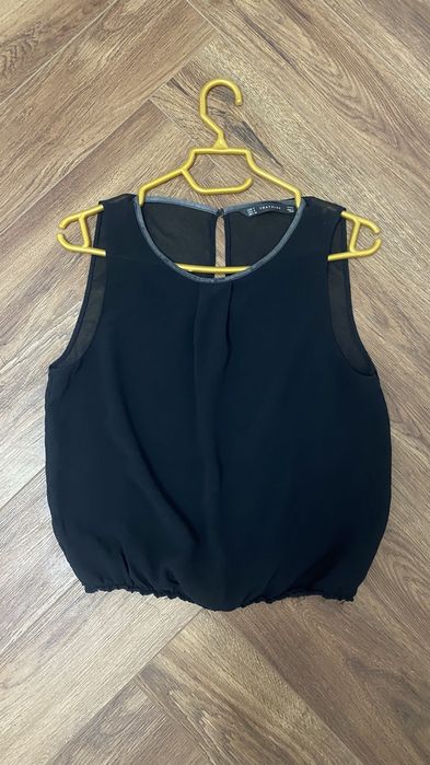 Продам 2 кофты за 3000 тг
