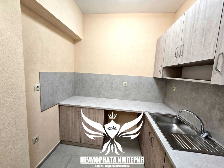 Дава се под наем Офис в Асеновград - 107 кв.м за 615 € - Снимка #9