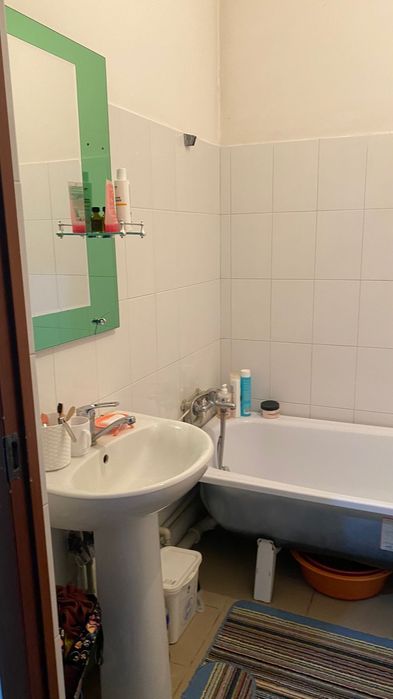 Дом продаётся в частном доме